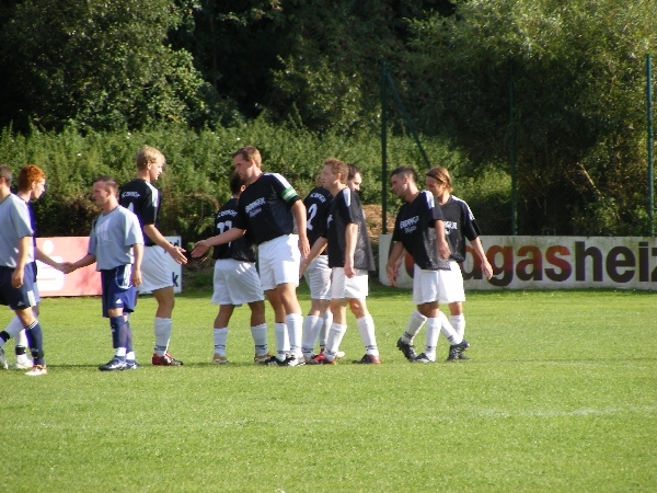 Klatsch, klatsch, klatsch...... 